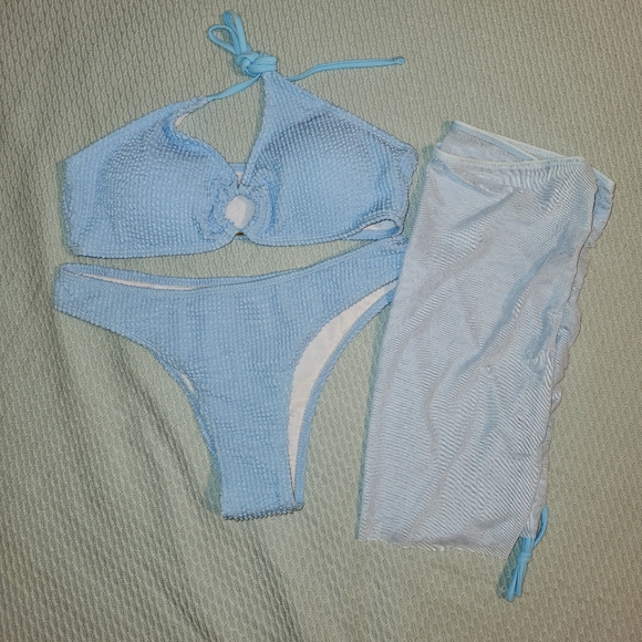 MakeMeChic 3 Piece Halter Ring Bikini Set with Cover Up Skirt Size Medium - Picture 2 of 9